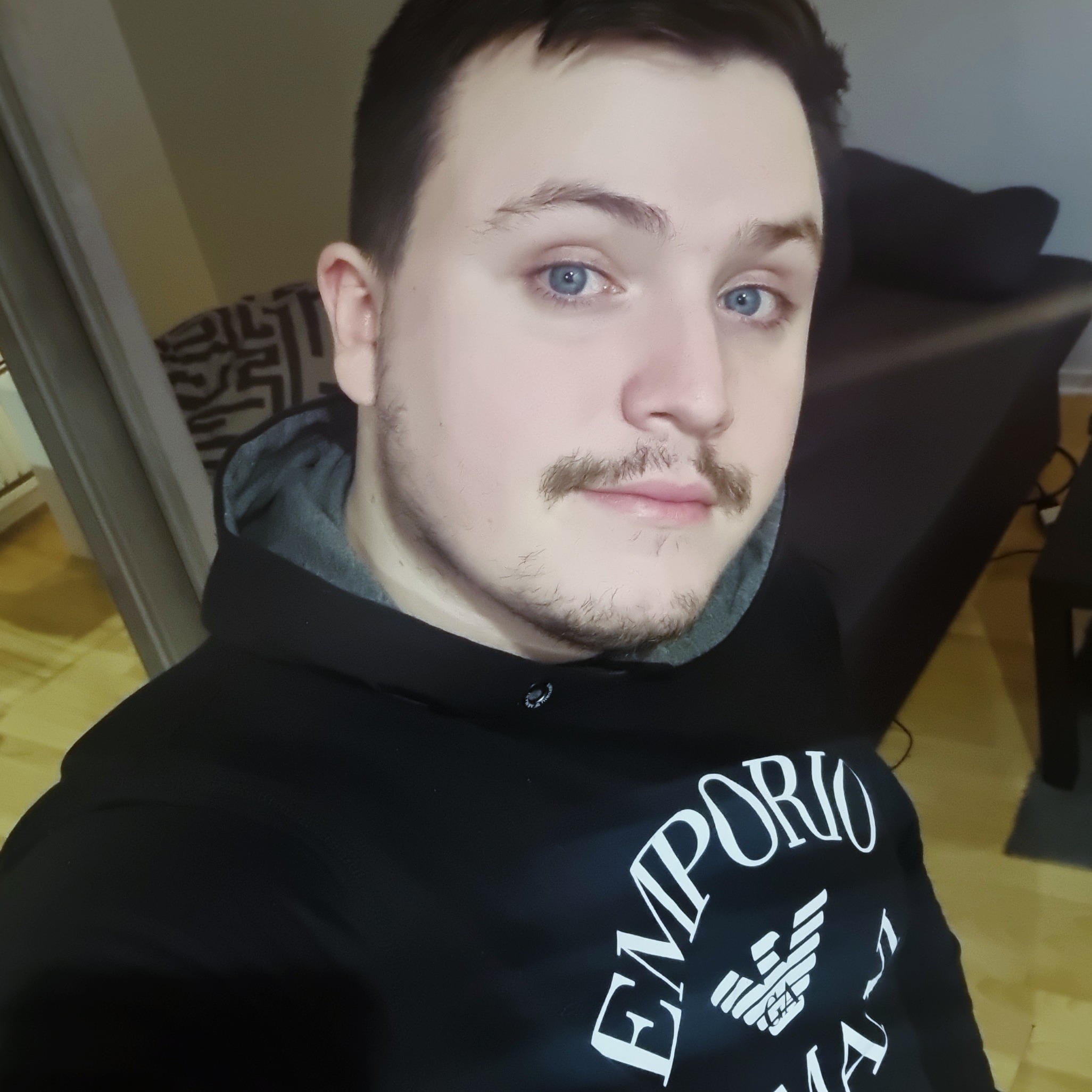 Profil de Lory, 26 ans, Boite gay à S-chanf