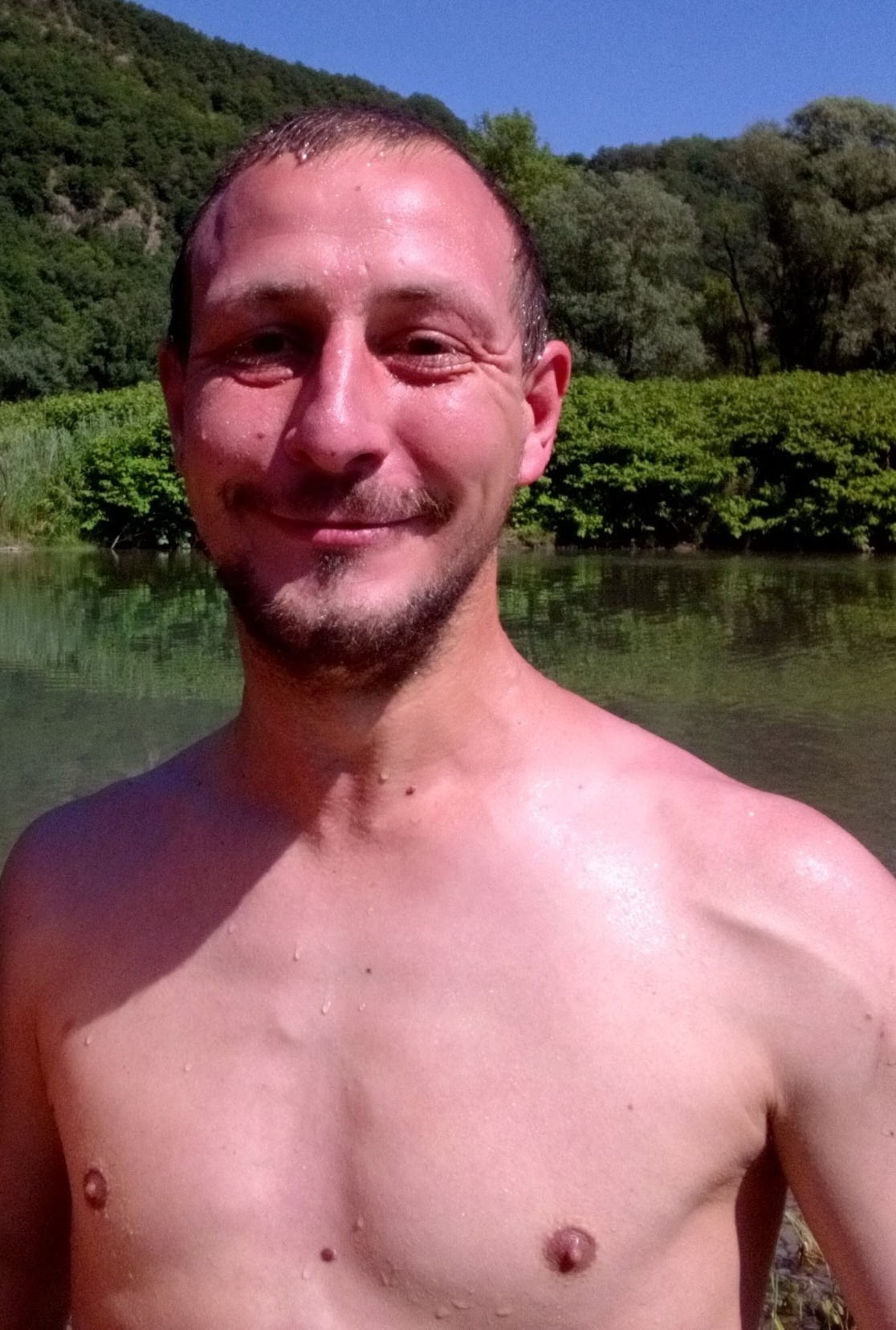 Profil de Richelin, 36 ans, Boite gay à Ballmoos
