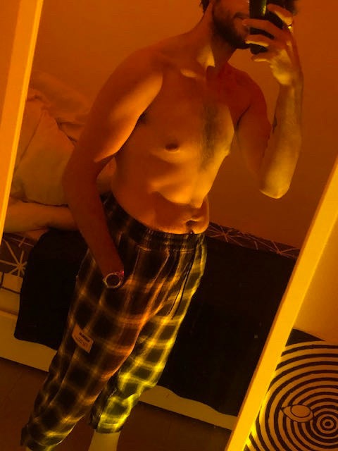Profil de Linus, 24 ans, Boite gay à Corbeyrier