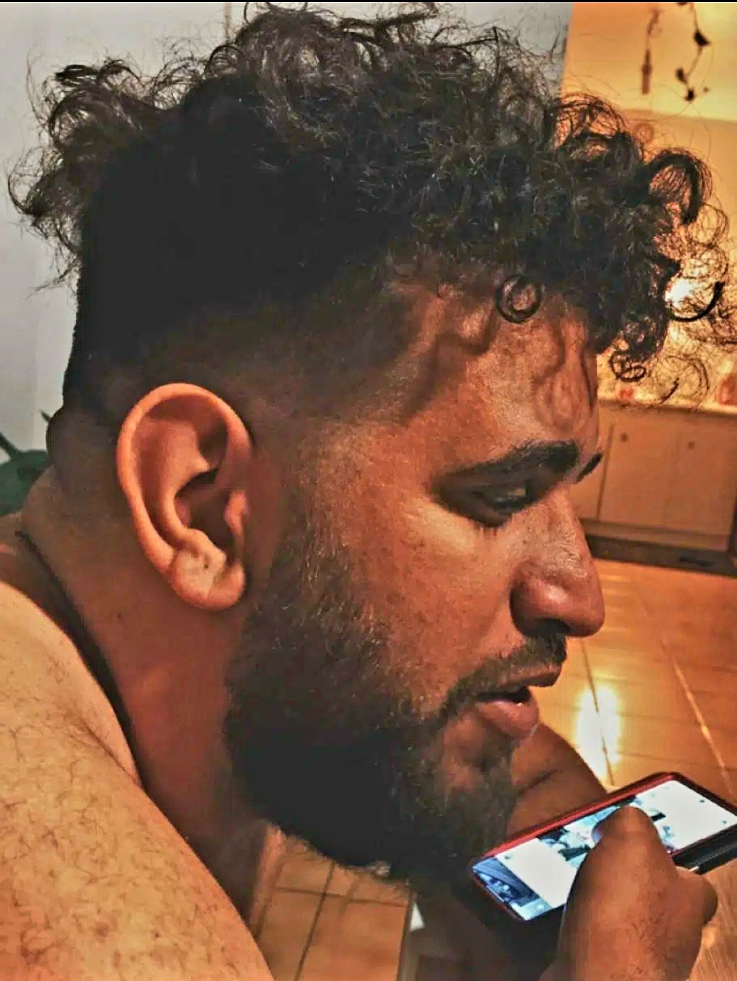 Profil de Badr, 32 ans, Boite gay à Münchenwiler