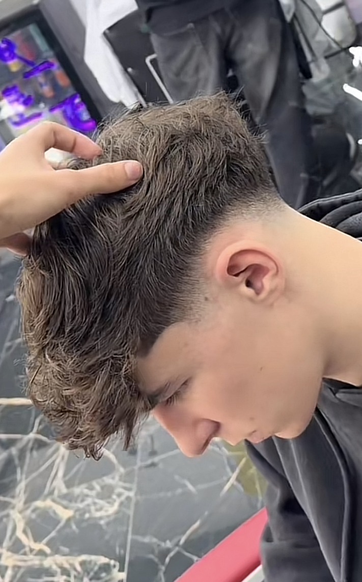Profil de Natale, 20 ans, Boite gay à Grens