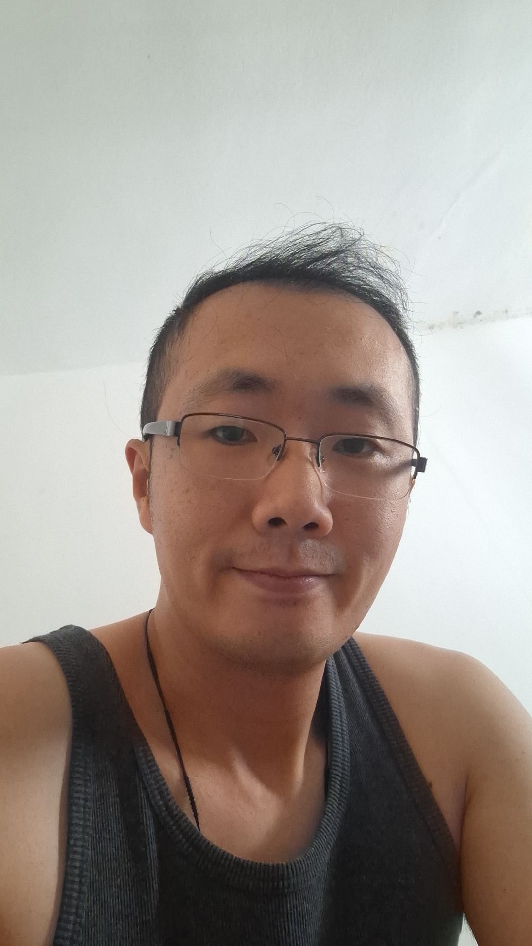 Profil de Yohan, 37 ans, Boite gay à Ebnet