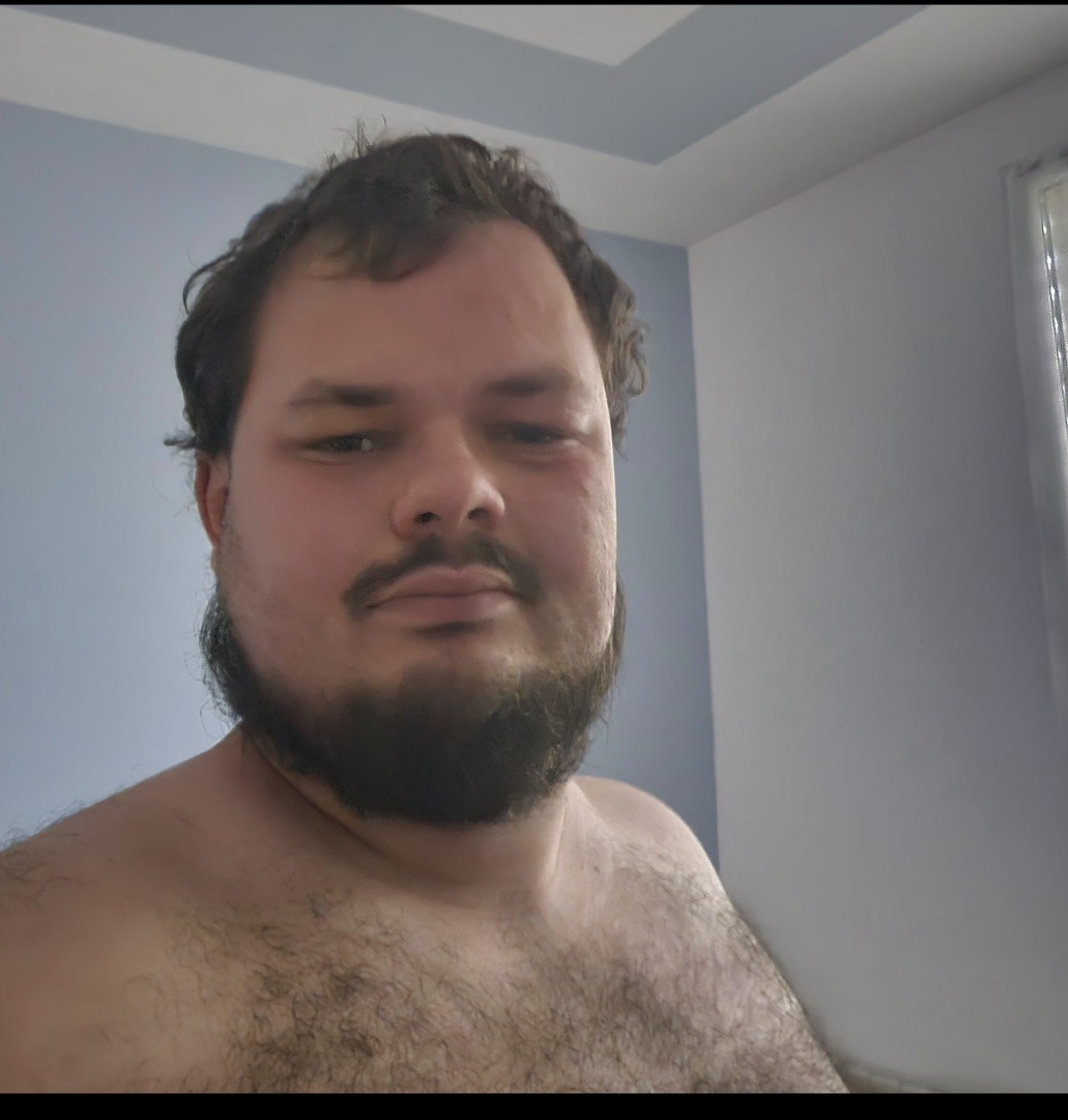 Profil de Aro, 26 ans, Boite gay à Sfazù