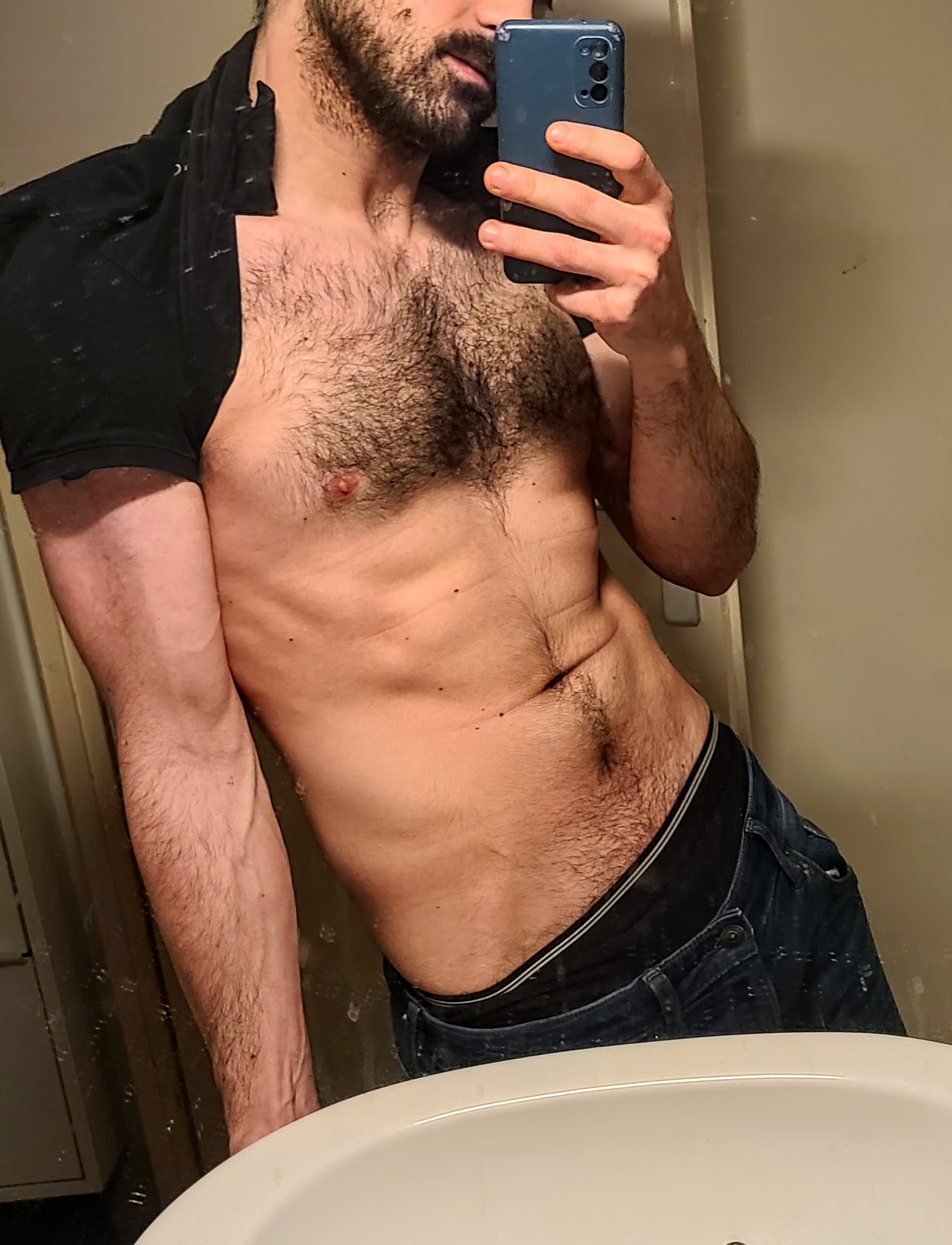 Profil de Toni, 24 ans, Boite gay à Messen