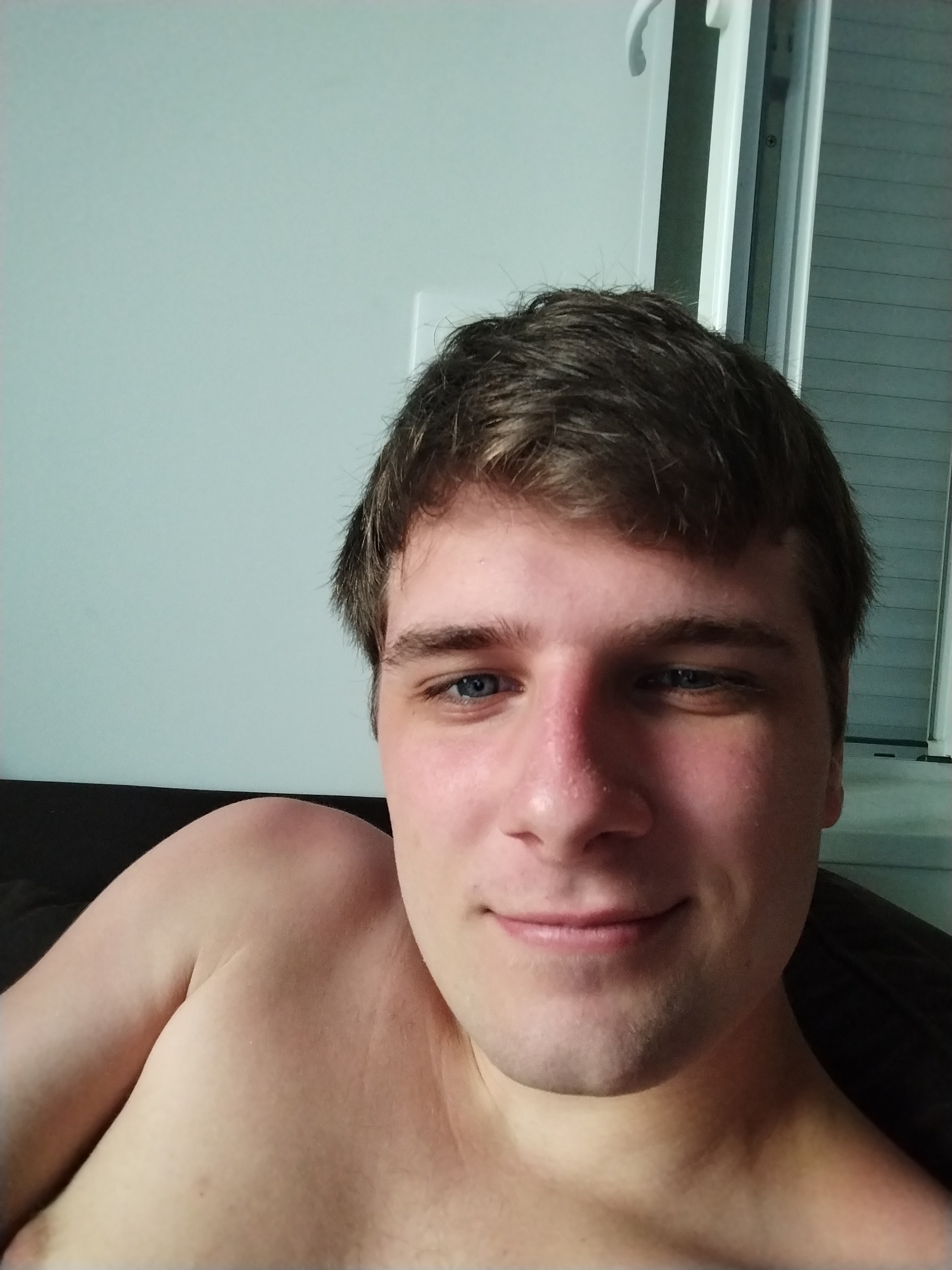 Profil de Djoey, 24 ans, Boite gay à Lostorf