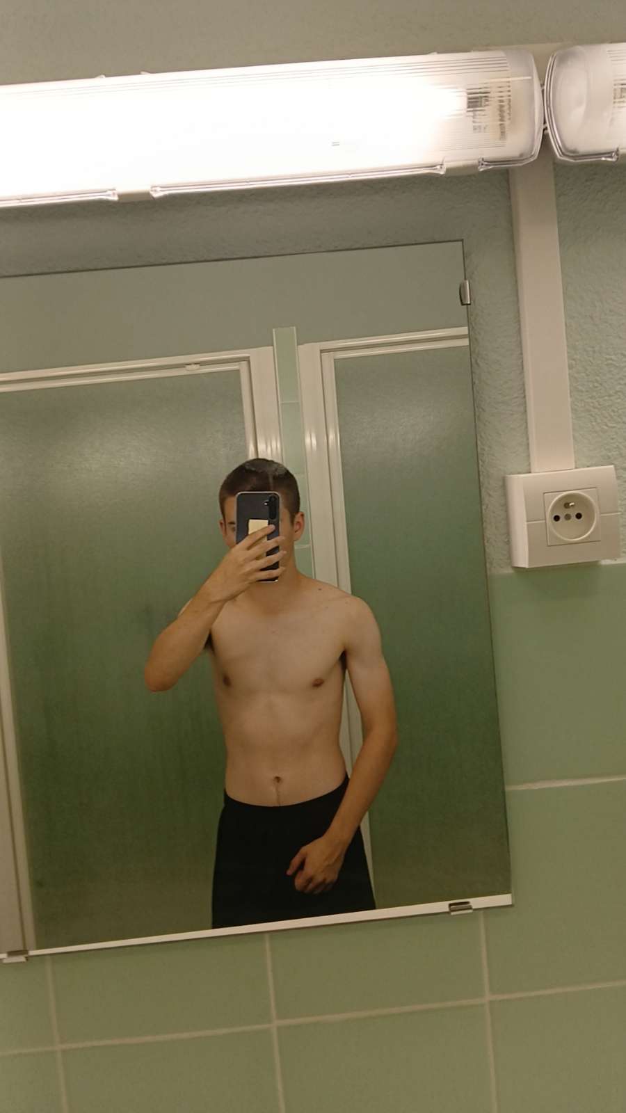 Profil de Mekki, 22 ans, Boite gay à Assens