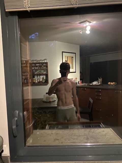 Profil de Gratian, 23 ans, Boite gay à Engwang
