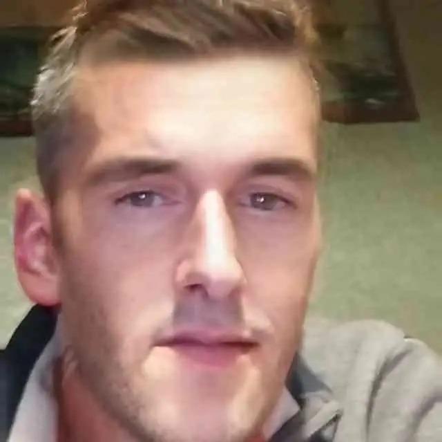 Profil de Amar, 35 ans, Boite gay à Wildegg