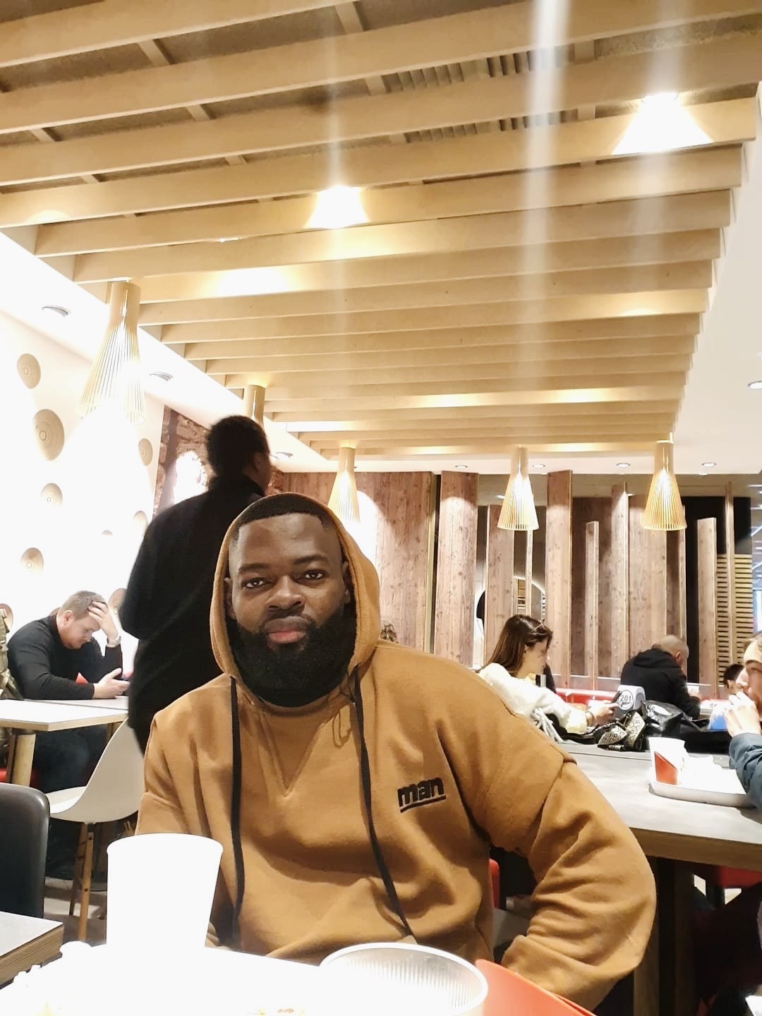 Profil de Ekhi, 33 ans, Boite gay à Etzgen