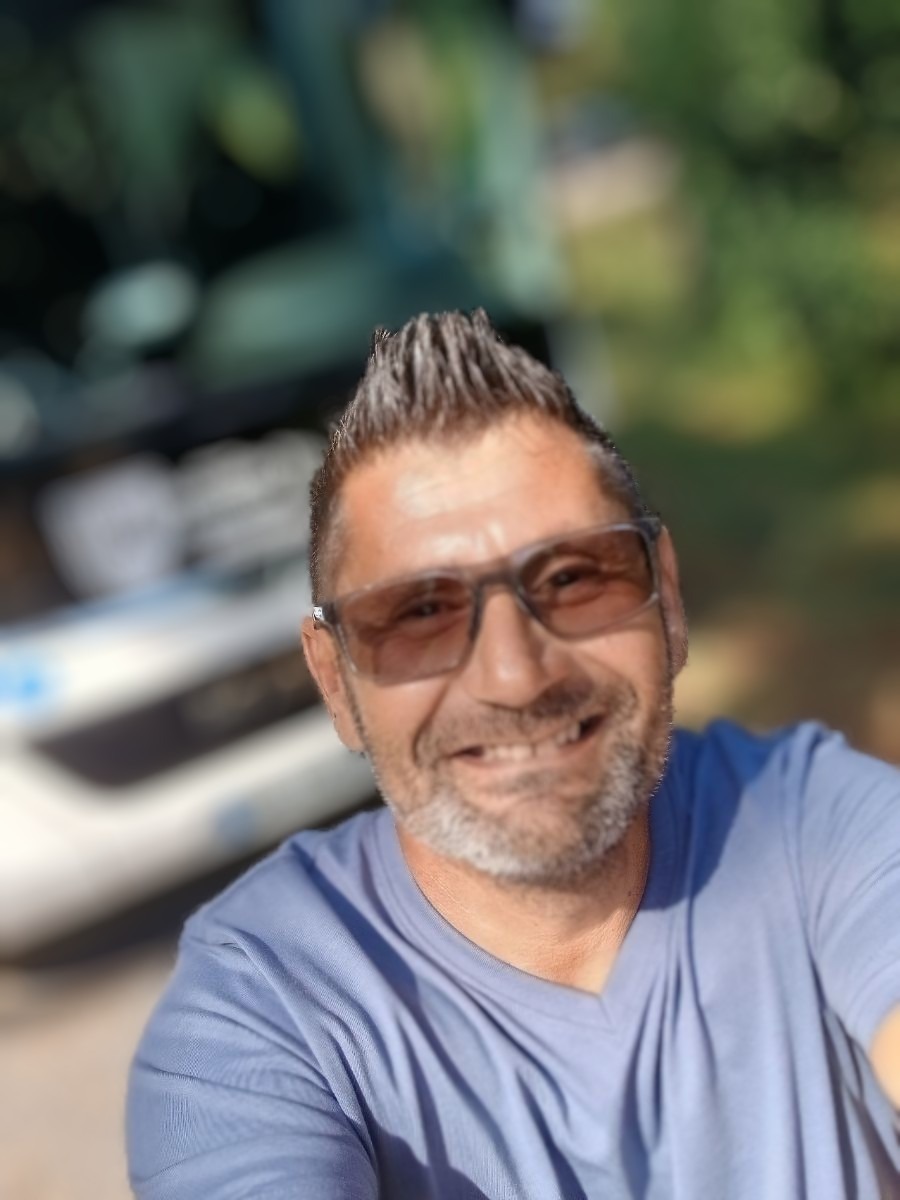 Profil de Manoe, 49 ans, Boite gay à Cama