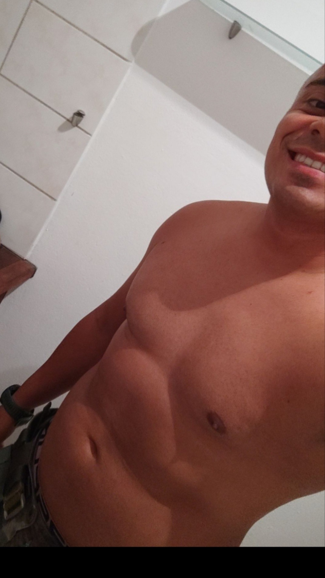 Profil de Yovan, 27 ans, Boite gay à Vignogn