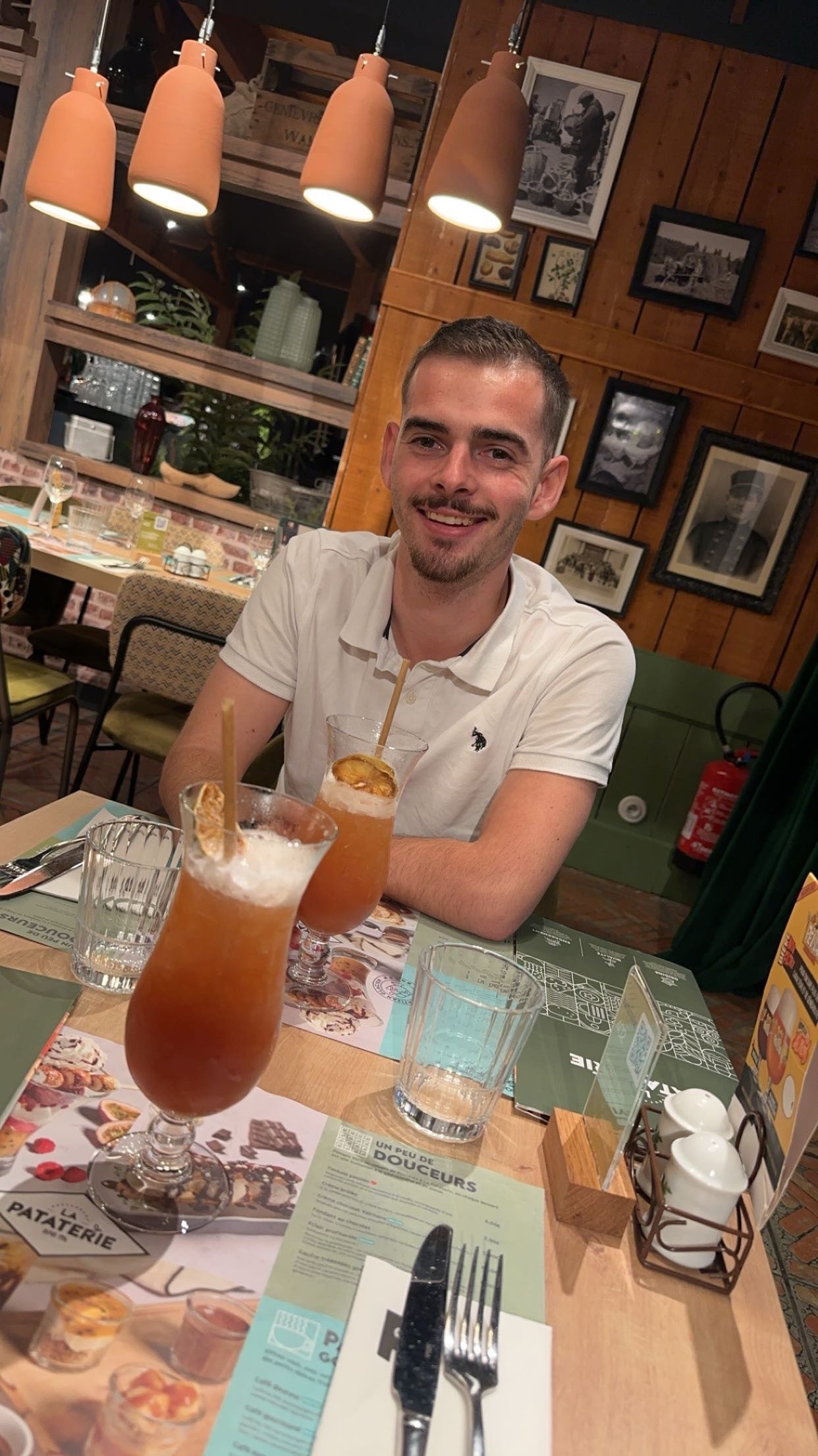 Profil de Darshan, 18 ans, Boite gay à Reutigen