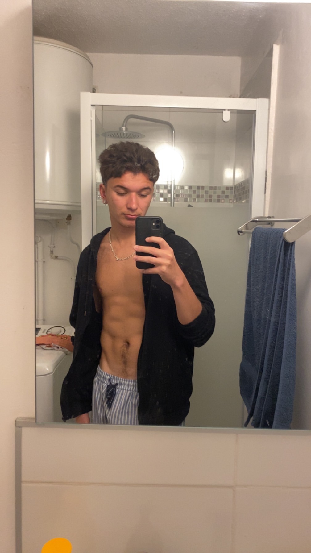 Profil de Abdelrahman, 21 ans, Boite gay à Oberurnen