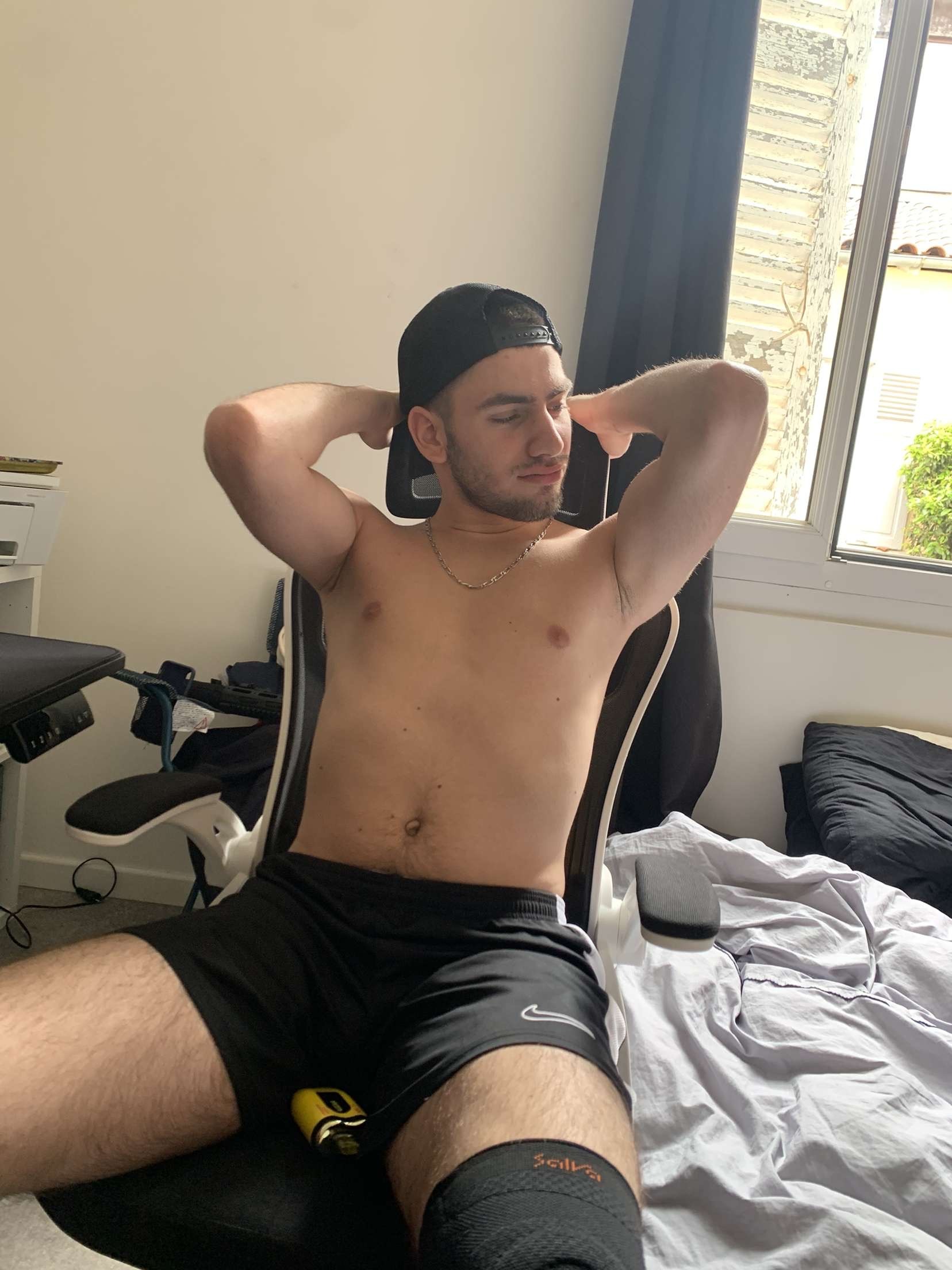 Profil de Elisha, 19 ans, Boite gay à Berken