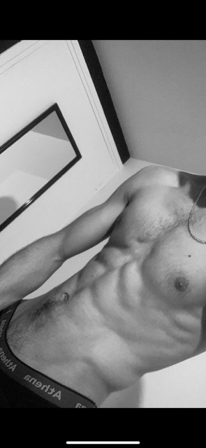 Profil de Moulay, 24 ans, Boite gay à Gadmen