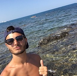 Profil de Monji, 22 ans, Boite gay à Servion