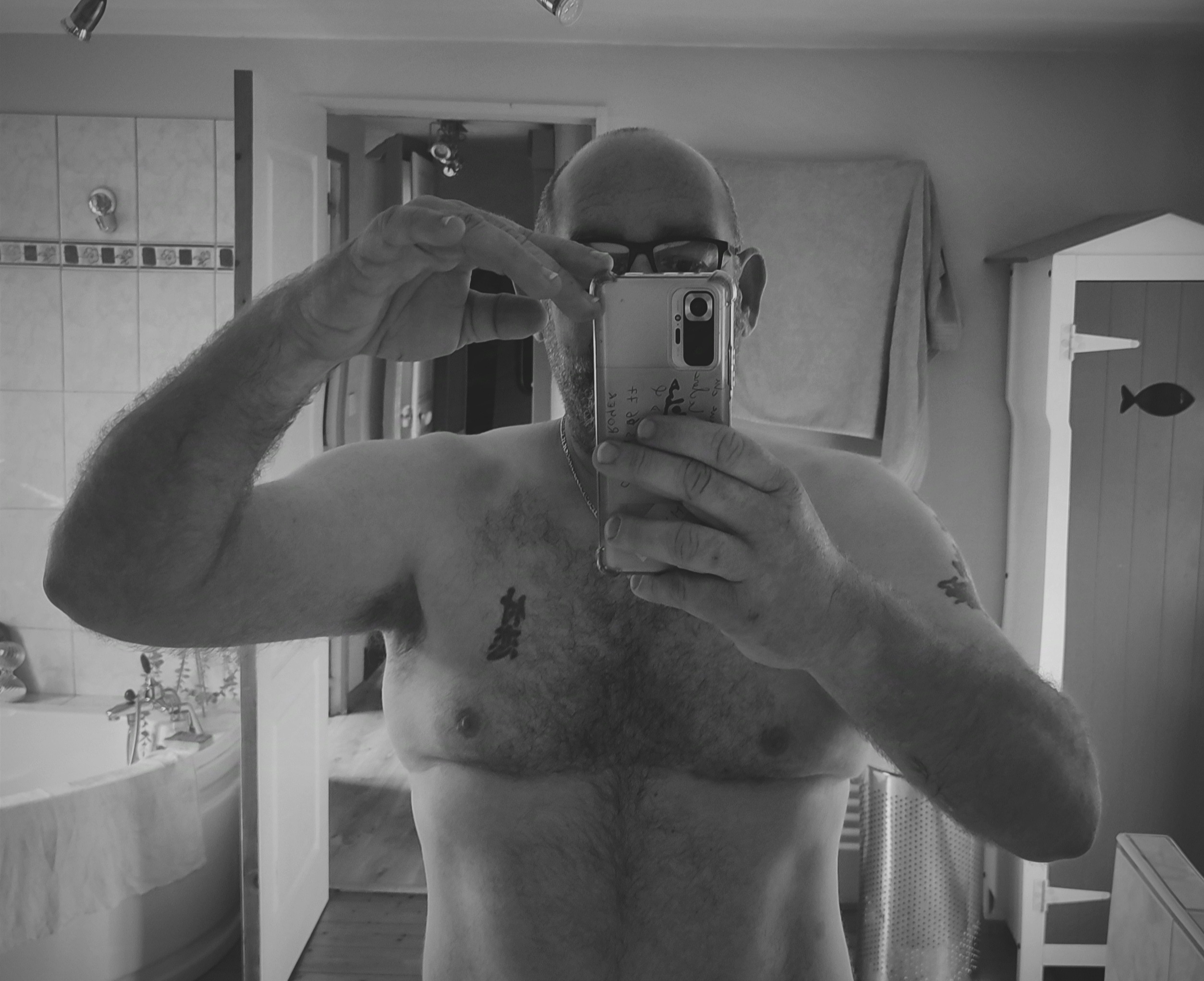 Profil de Abishan, 48 ans, Boite gay à Epesses