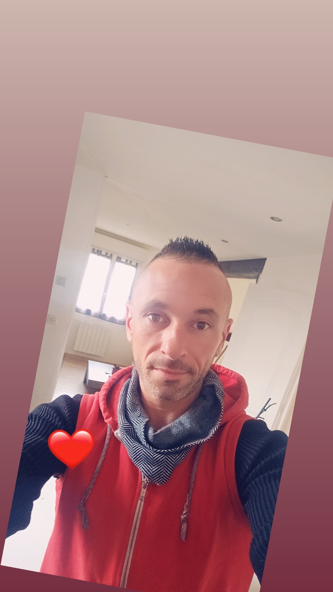 Profil de Do, 39 ans, Boite gay à Champoussin