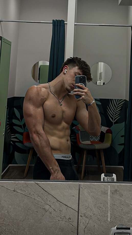 Profil de Josserand, 20 ans, Boite gay à Vissoie
