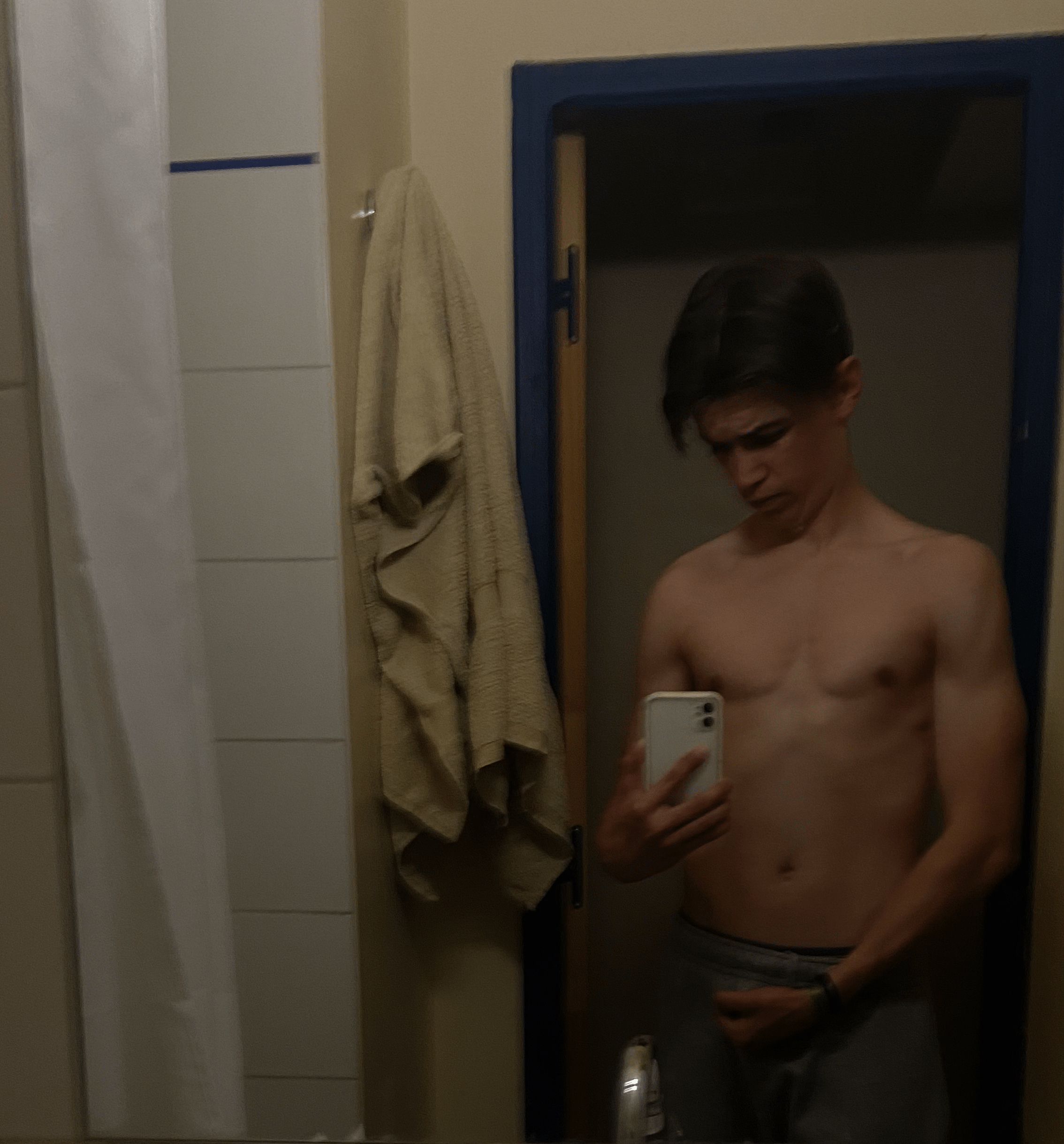 Profil de Hady, 21 ans, Boite gay à Rochefort