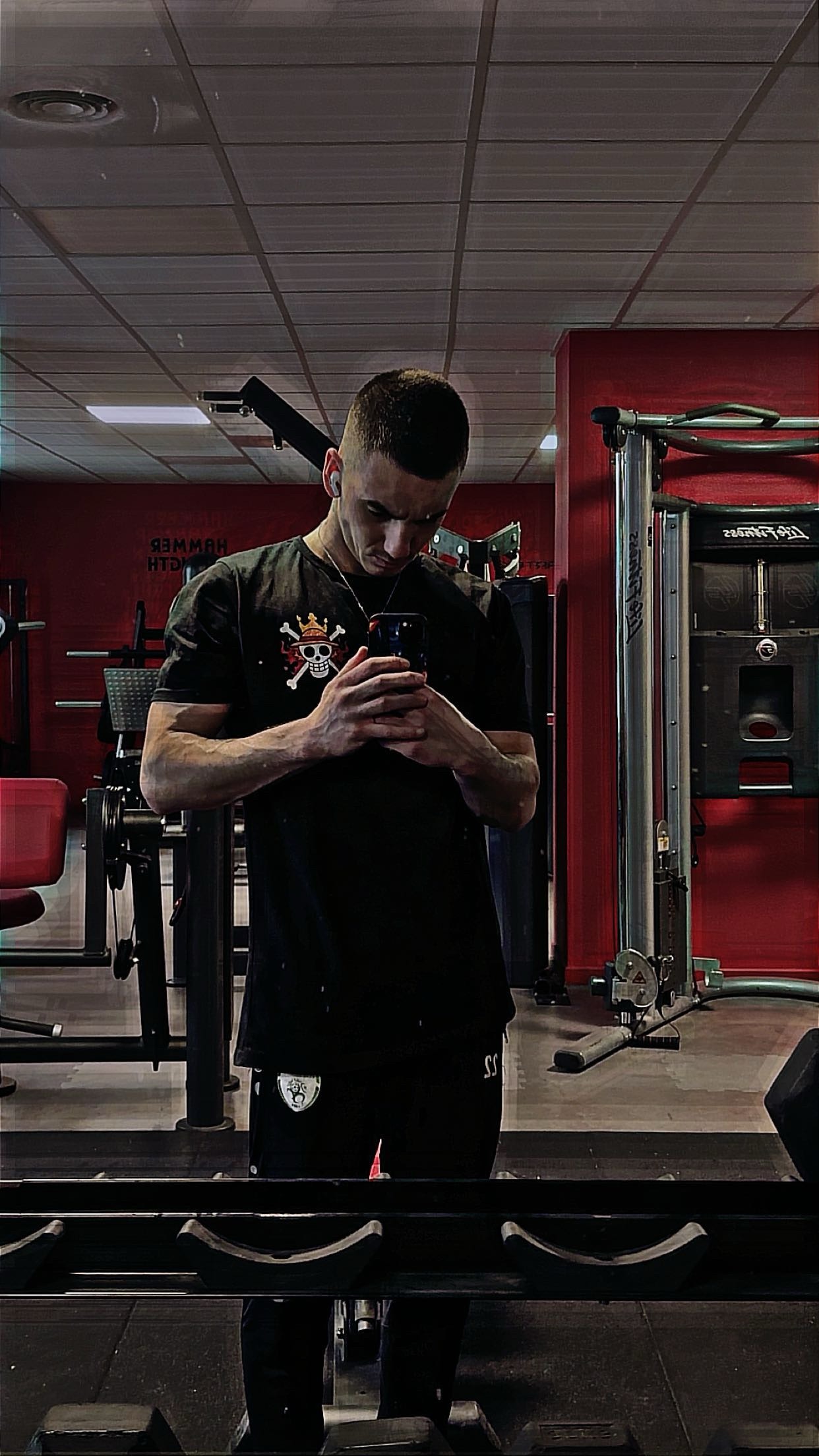 Profil de Ebu, 24 ans, Boite gay à Reutigen