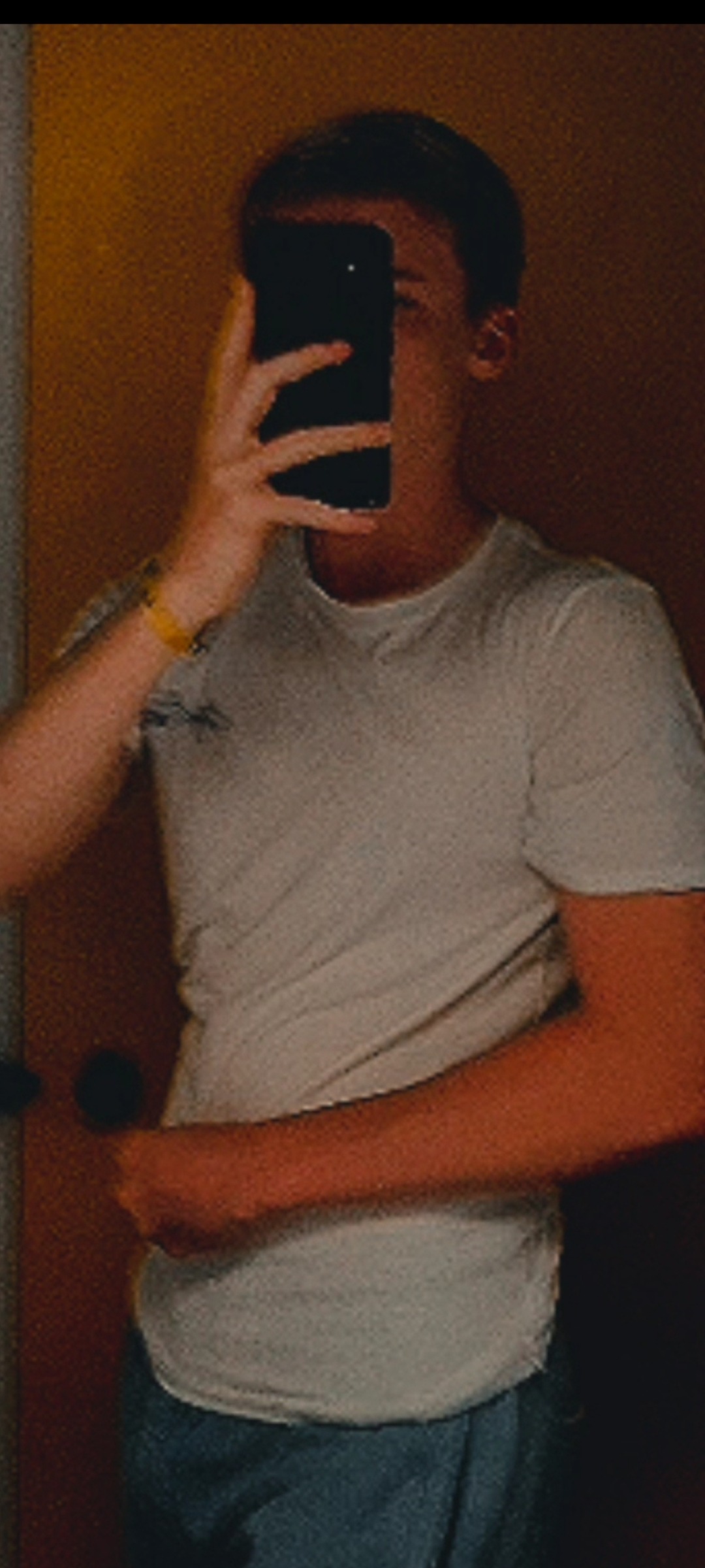 Profil de Célian, 18 ans, Boite gay à Degen