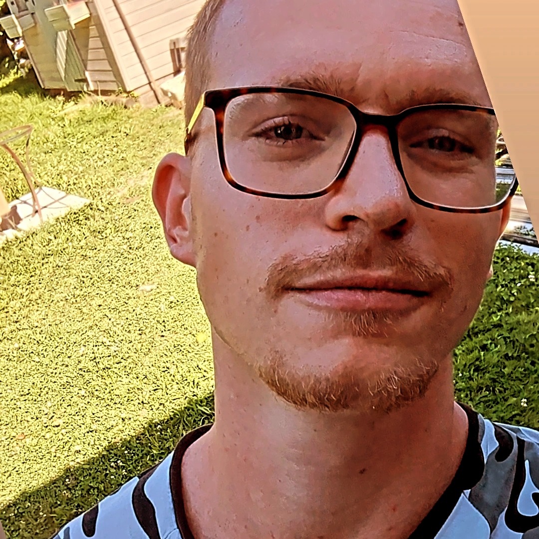 Profil de Nayl, 28 ans, Boite gay à Reutigen