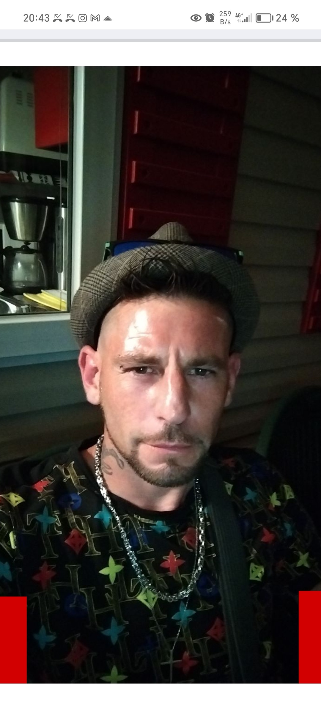 Profil de Omrane, 35 ans, Boite gay à Ernen