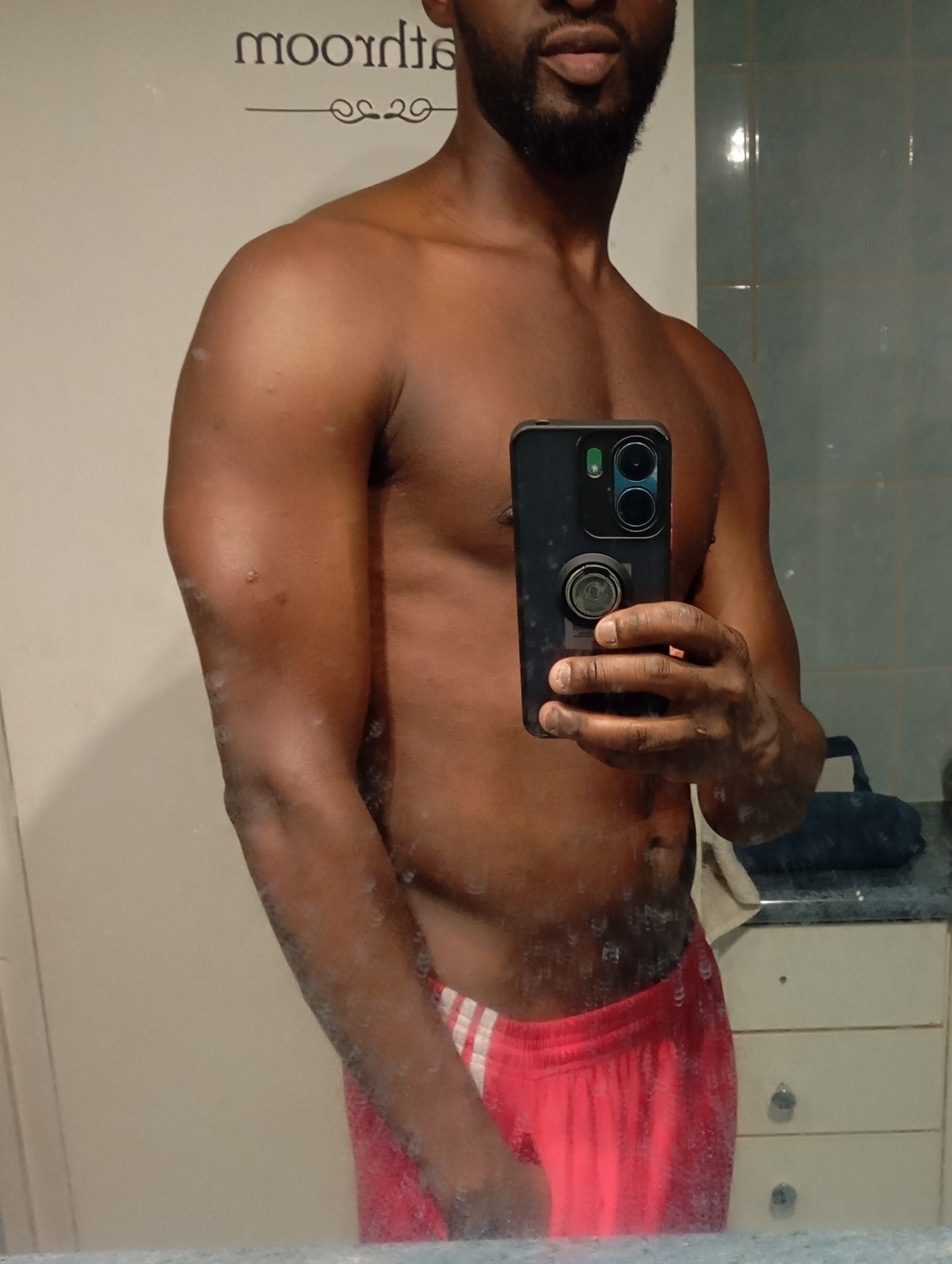 Profil de Antime, 31 ans, Boite gay à Unterramsern