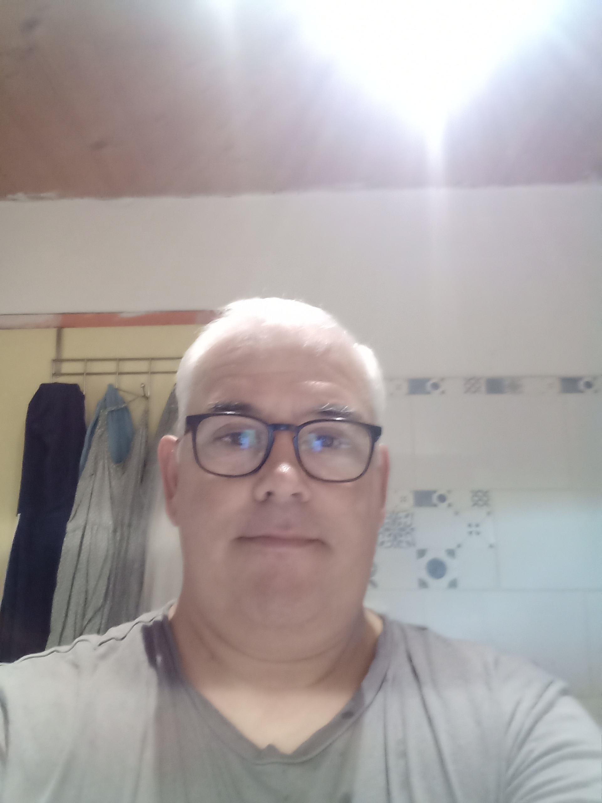 Profil de Elyot, 50 ans, Boite gay à Schuders