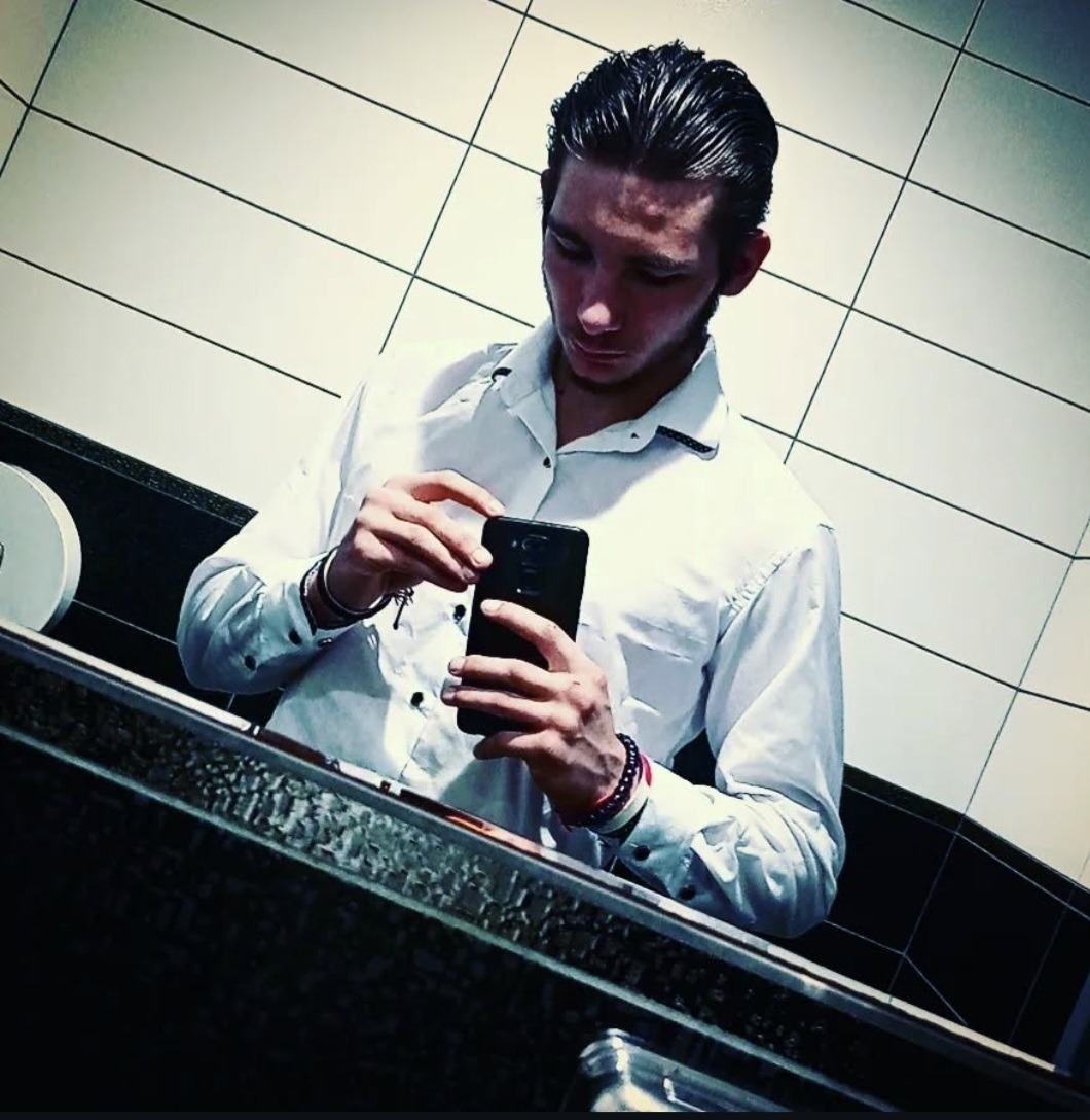 Profil de Montassar, 20 ans, Boite gay à Vicosoprano