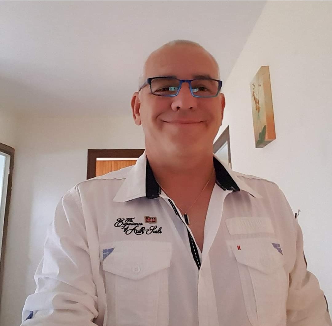 Profil de Volodia, 52 ans, Boite gay à Misery