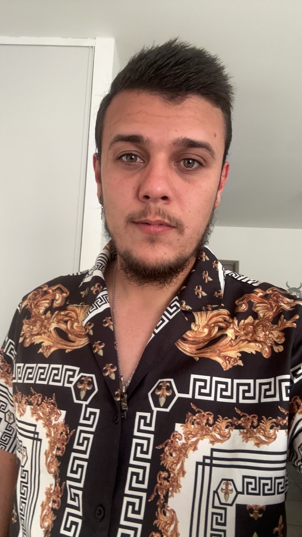 Profil de Michel-ange, 26 ans, Boite gay à Büetigen