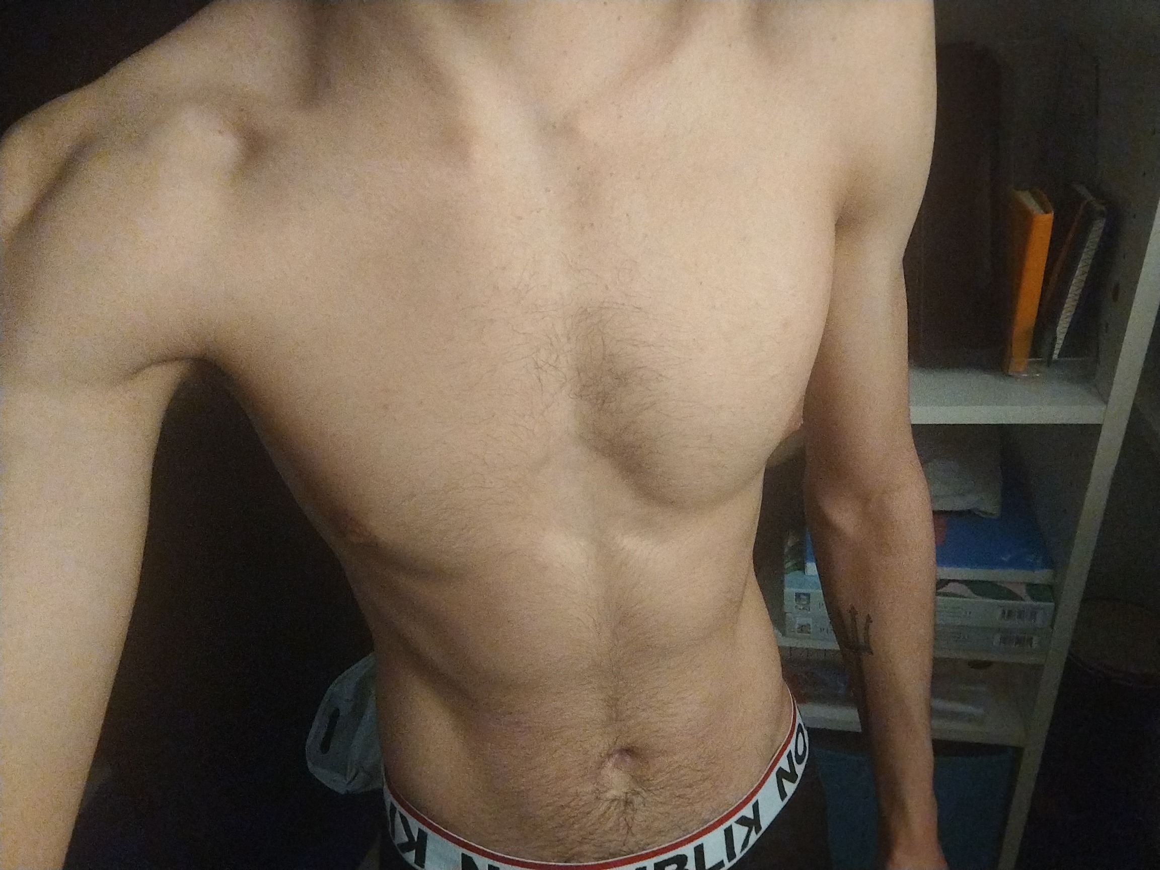 Profil de Mattew, 22 ans, Boite gay à Chemin