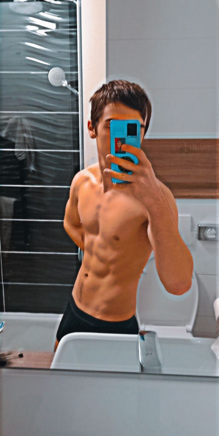 Profil de Abderrahmen, 20 ans, Boite gay à Rivaz