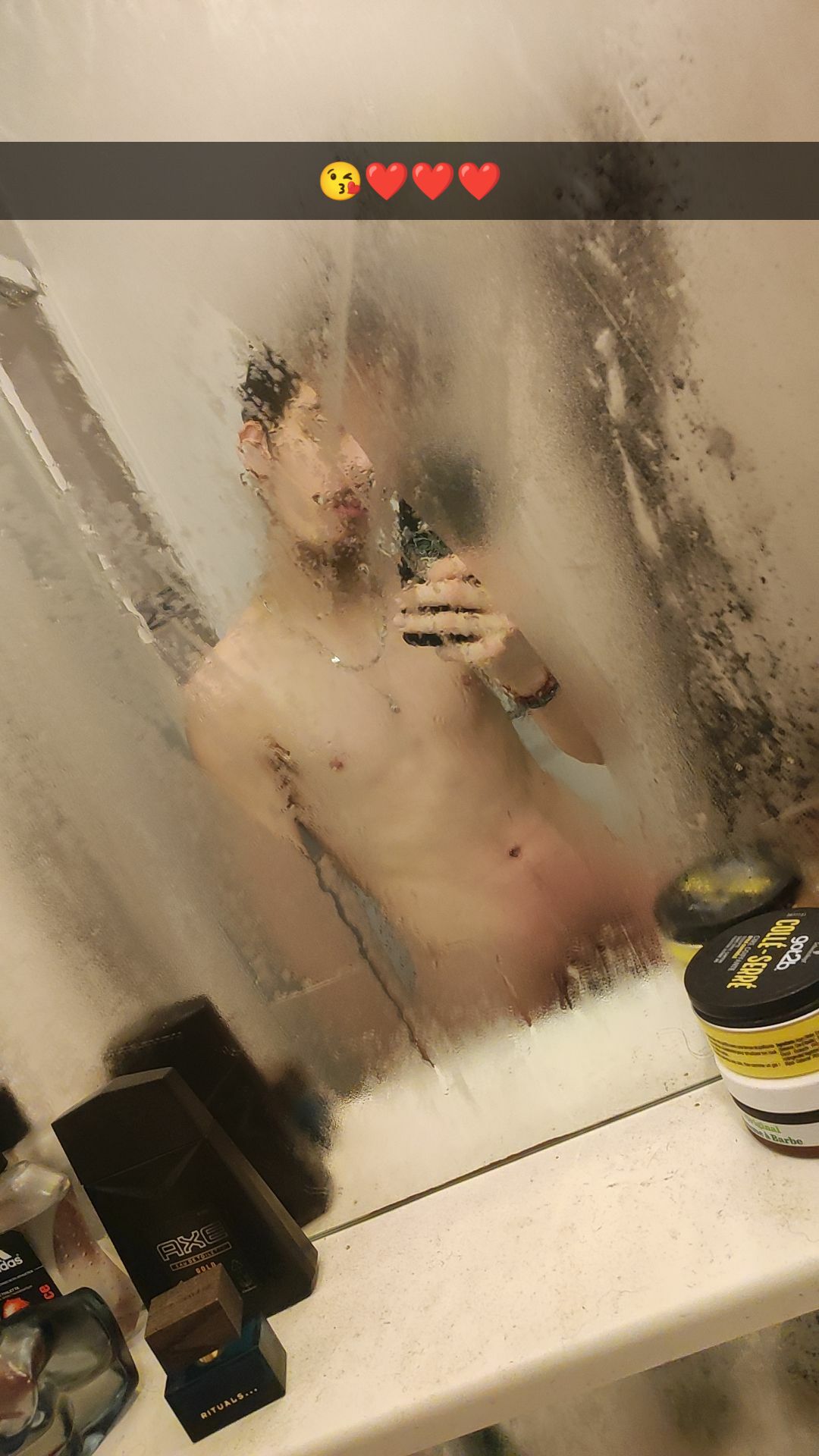 Profil de Joao-carlos, 25 ans, Boite gay à Chemin