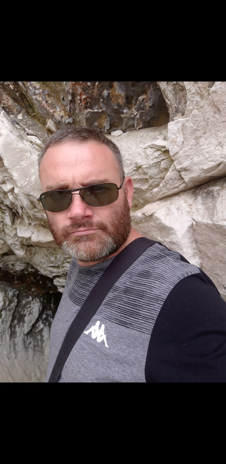 Profil de Diafara, 48 ans, Boite gay à Bachs