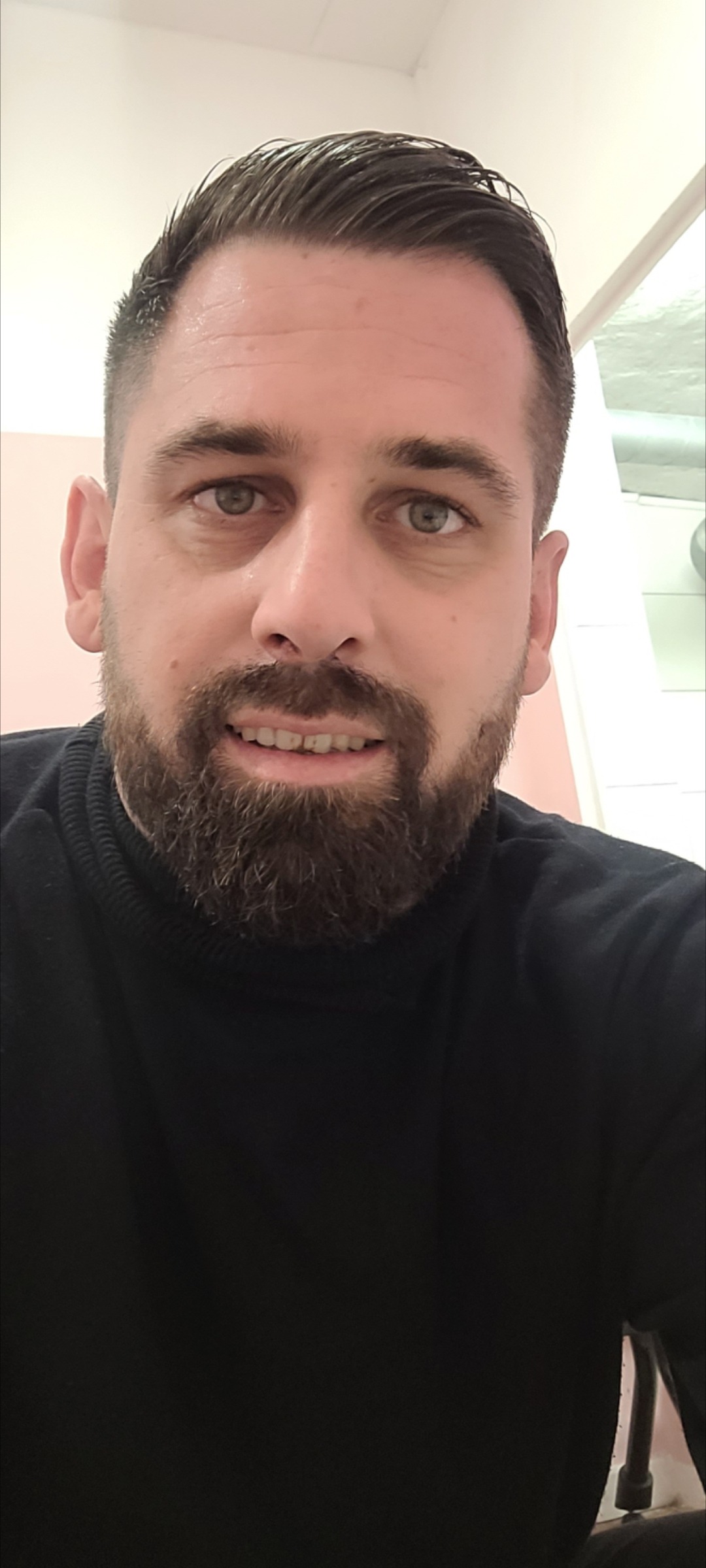 Profil de Yves-eric, 37 ans, Boite gay à Almens