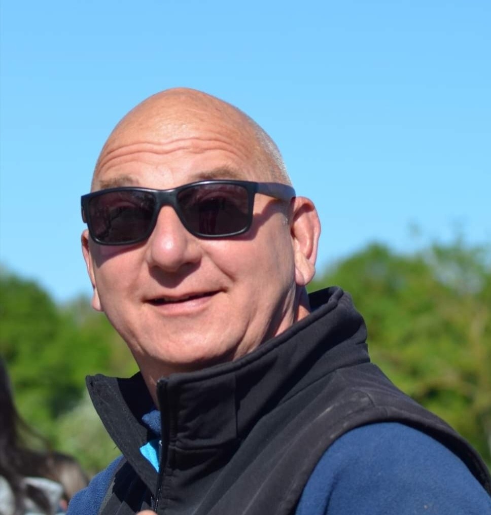 Profil de Alec, 55 ans, Boite gay à Siat