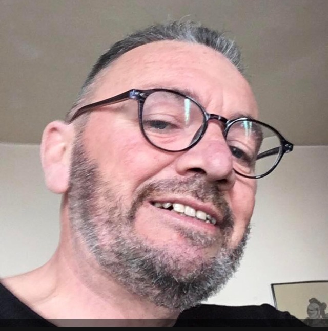 Profil de Beni, 55 ans, Boite gay à Marnand