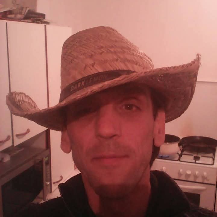 Profil de Mesut, 52 ans, Boite gay à Vinelz