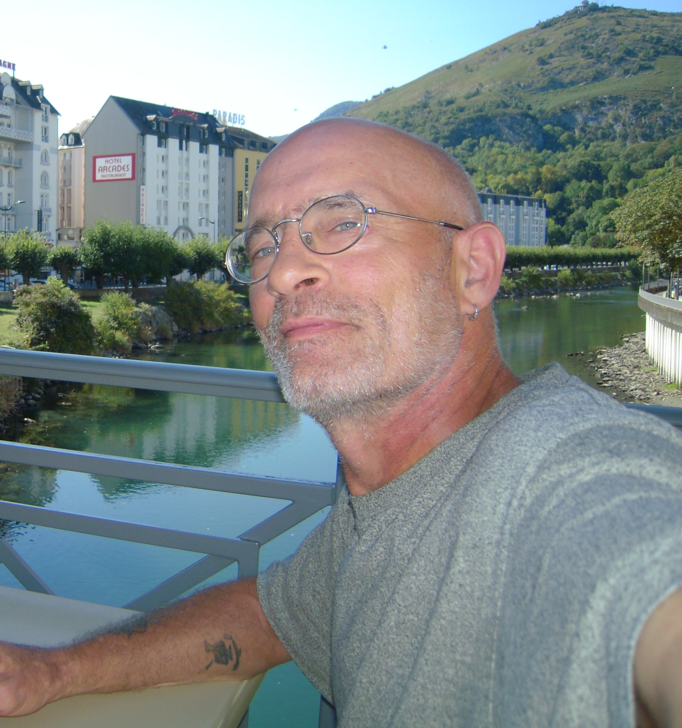 Profil de Kena, 54 ans, Boite gay à Oberbipp