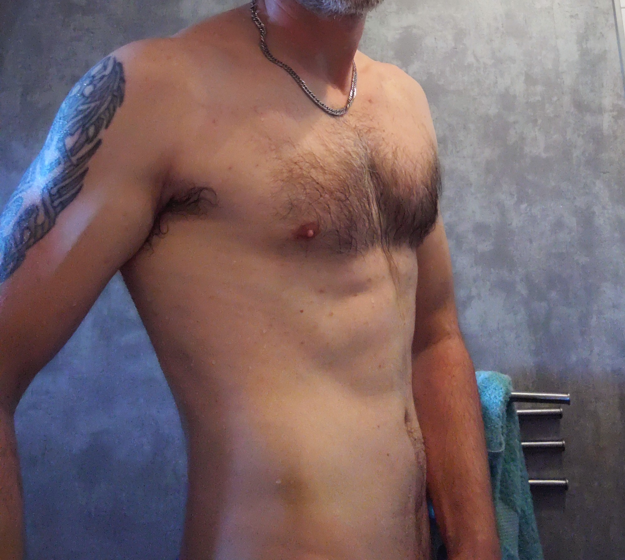 Profil de Térence, 30 ans, Boite gay à Lobsigen