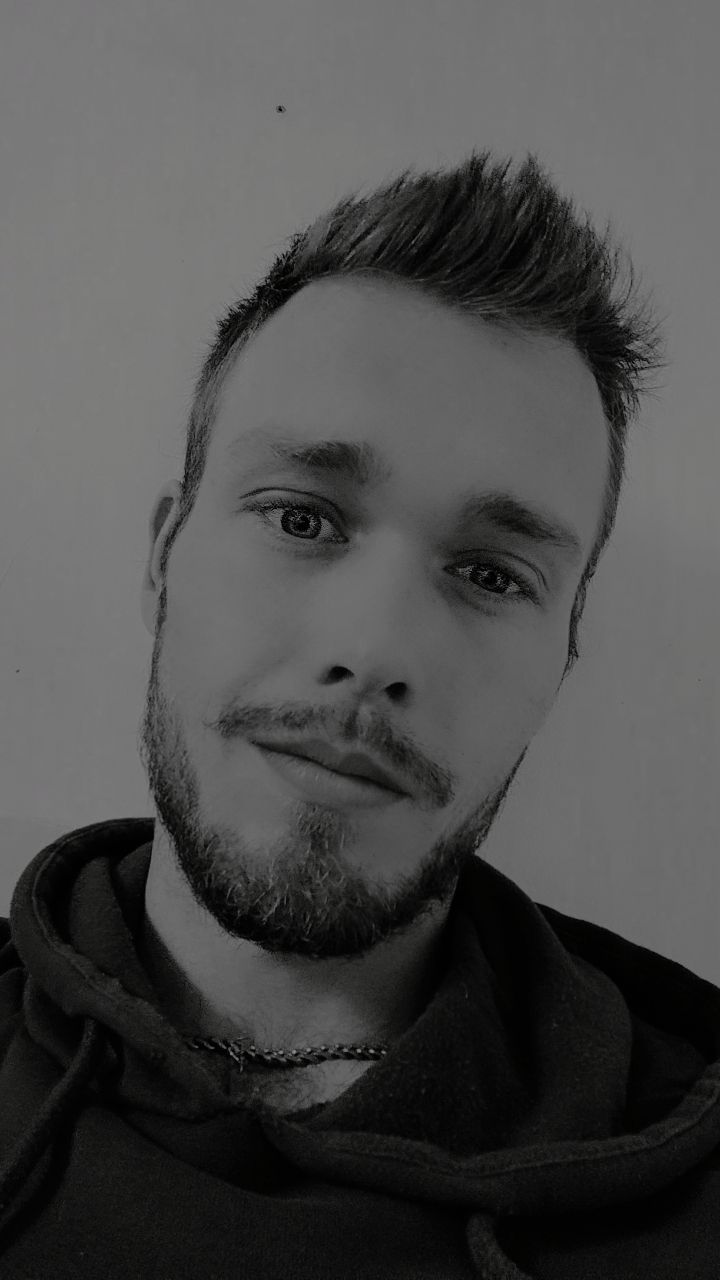 Profil de Edon, 33 ans, Boite gay à Thusis