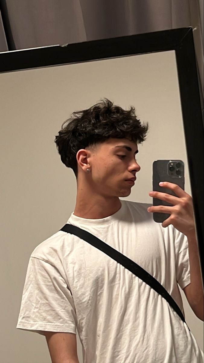 Profil de Iba, 22 ans, Boite gay à Ferden