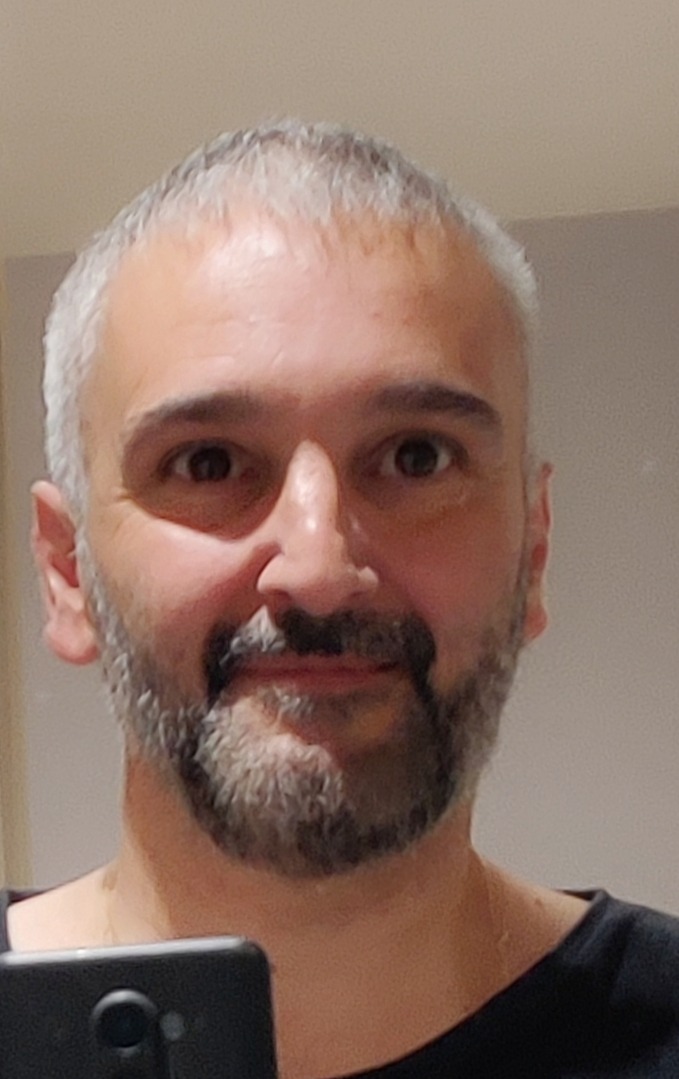 Profil de Mahieddine, 48 ans, Boite gay à Misery
