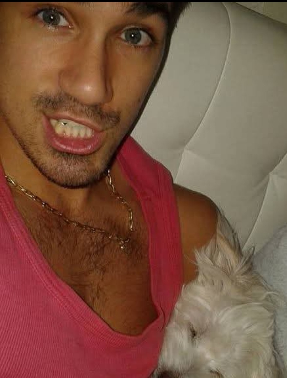 Profil de Umutcan, 30 ans, Boite gay à Camuns