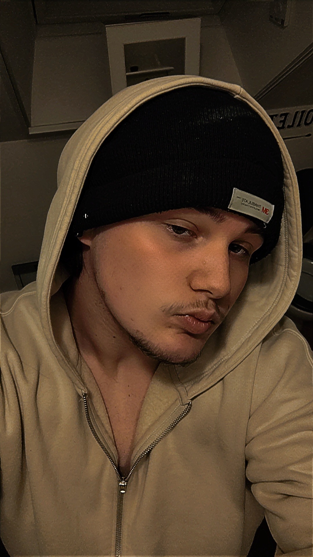 Profil de Babou, 19 ans, Boite gay à Olten