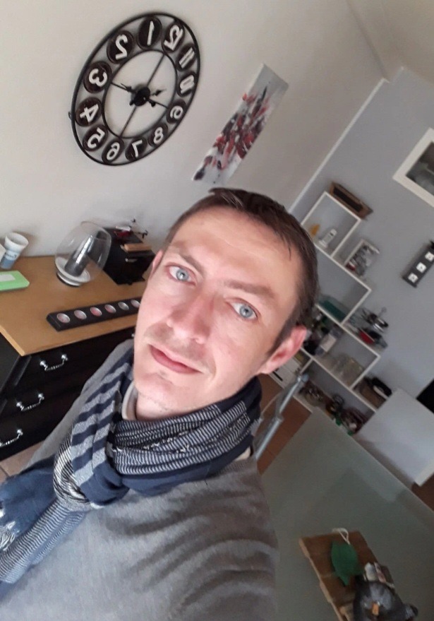 Profil de Goery, 38 ans, Boite gay à Bottens