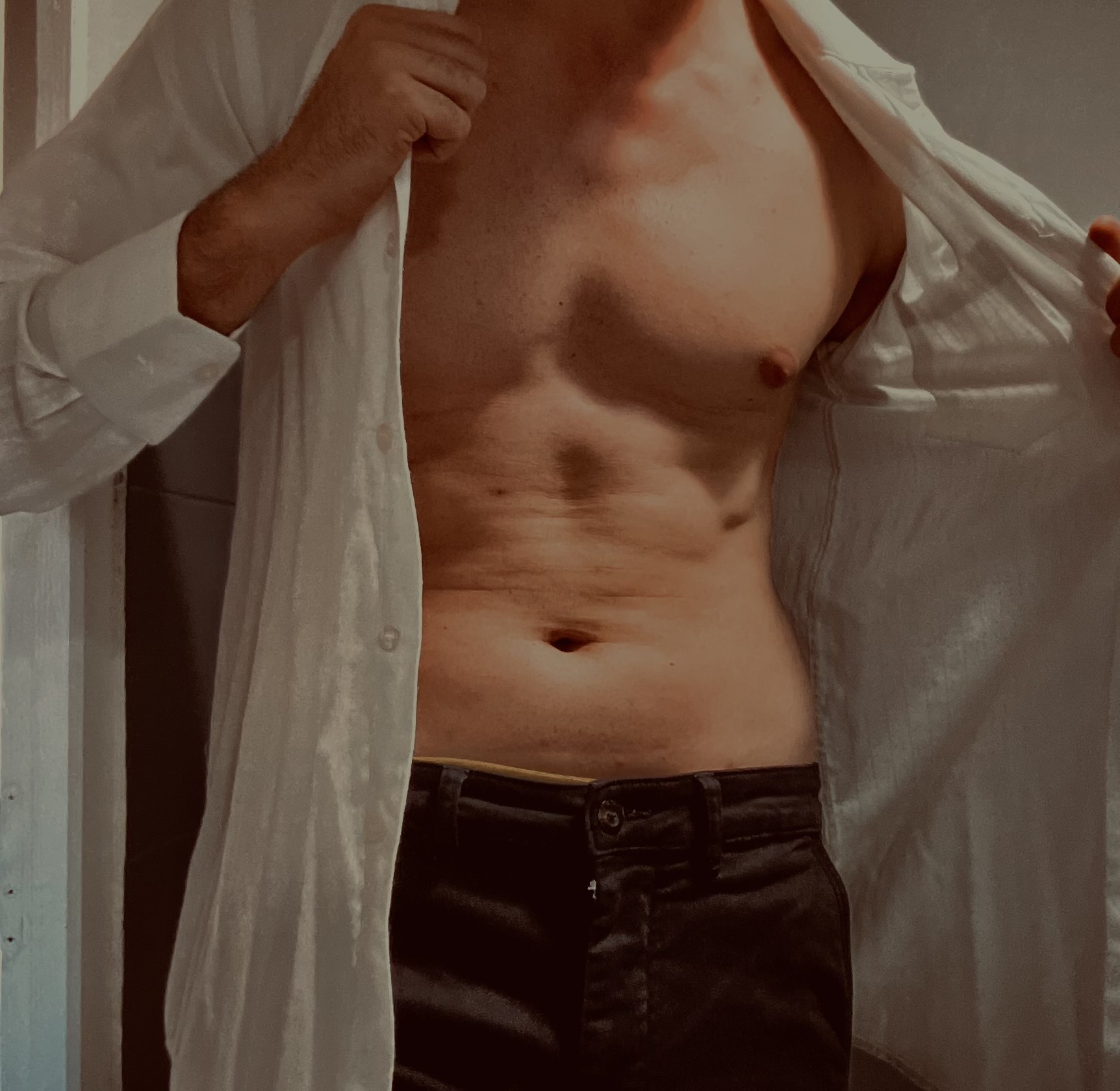 Profil de Djessy, 32 ans, Boite gay à Cumpadials